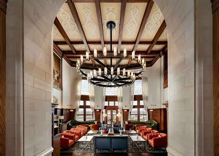 Fairmont Hotel Macdonald