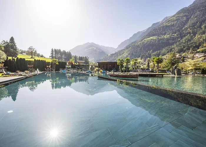 Andreus Resorts