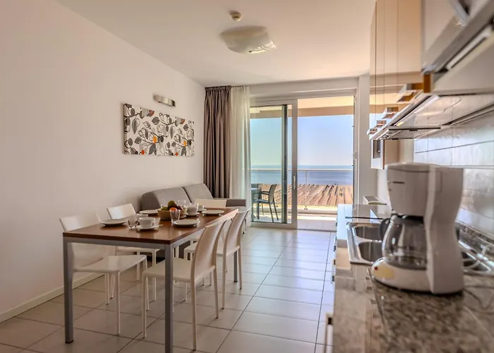 Aparthotel Panorama Beach