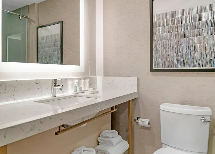 Radisson Plaza Hotel At Kalamazoo Center
