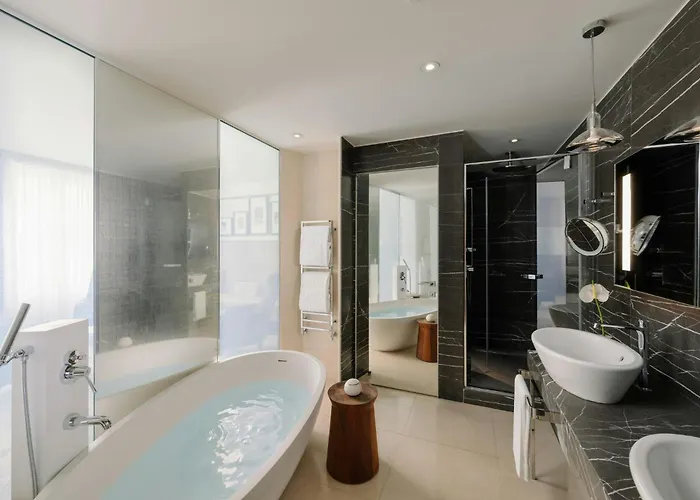 Mandarin Oriental, Milan