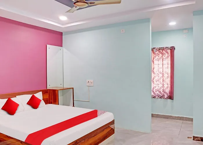 Hotel O Sai Leela Residency