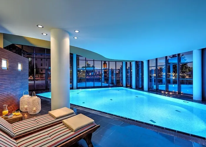 Main Plaza Suite Tower, Worldhotels Elite