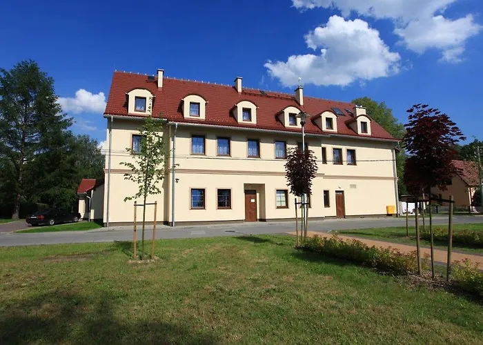 Hotel Modrzewiowy Dwor