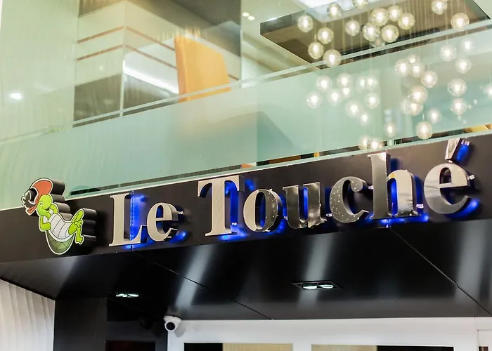 Le Touche Hotel Bangkok