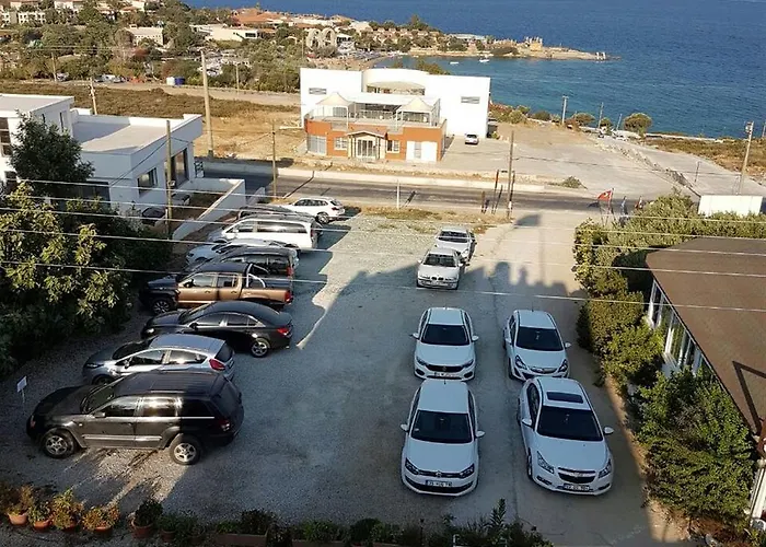 Huzur Hotel