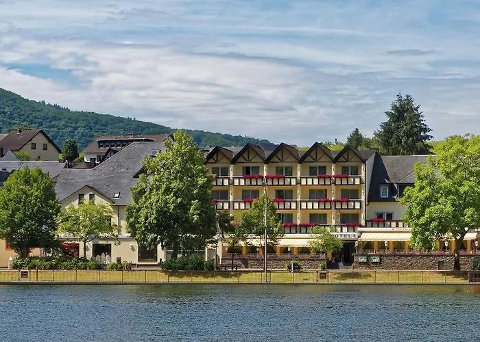 Moselstern-Hotel Weinhaus Fuhrmann Ellenz-Poltersdorf