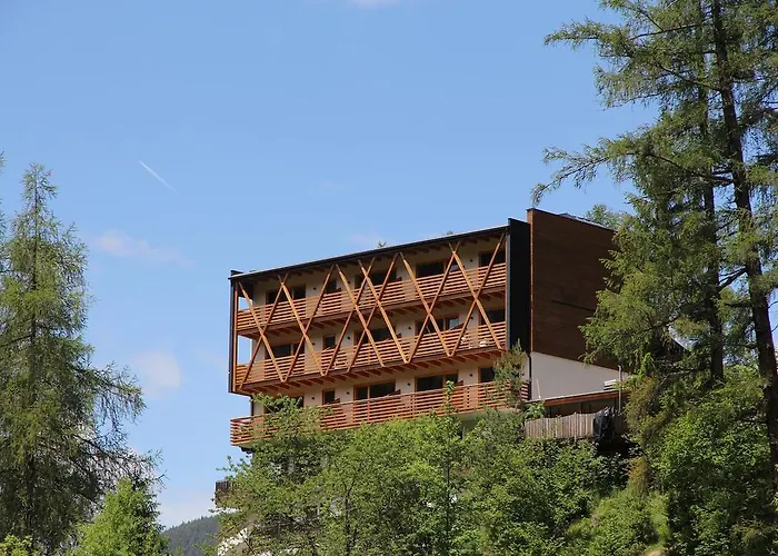 Bike & Ski Hotel Diana Karersee