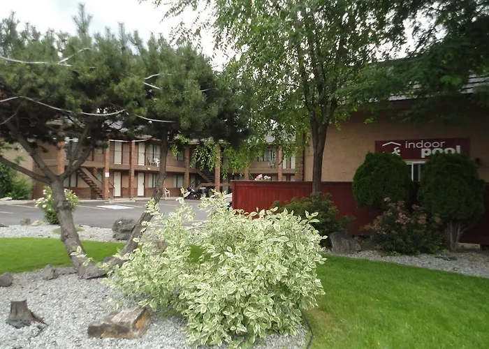 North Pointe Inn And Suites