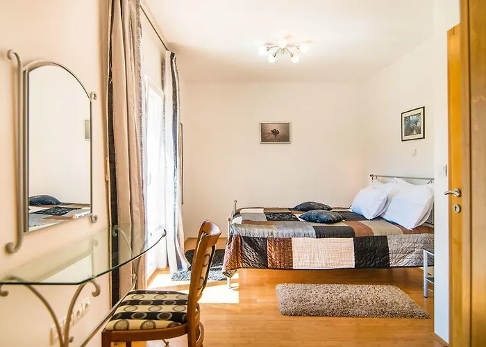 Magnificent Villa In Supetar With Swimming Pool