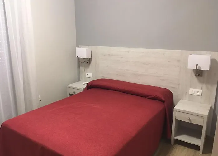 Hostal Restaurante Los Arcos Puertollano