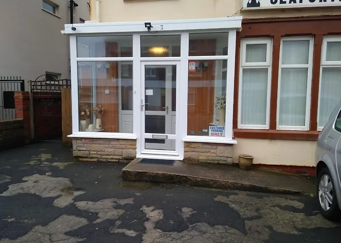 Seaforth Guest House - Pleasure Beach Blackpool