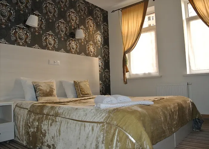 Mini Hotel On Poznyaky