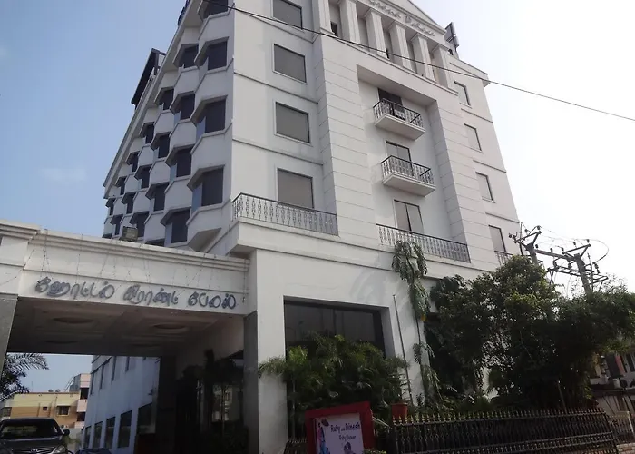 Hotel Grand Palace