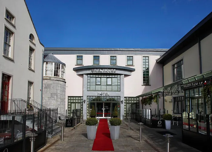 Oriel House Hotel