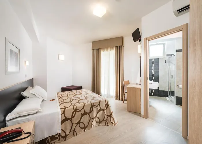 Hotel Fenix