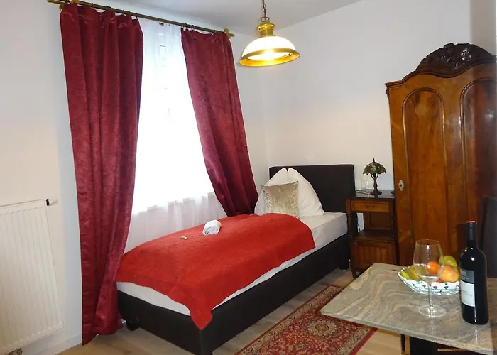 Hotel Widhof - Check-in im Hotel Nibelungenhof