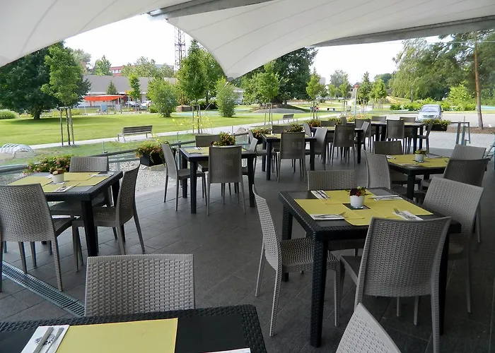 Hotel Bily Pav