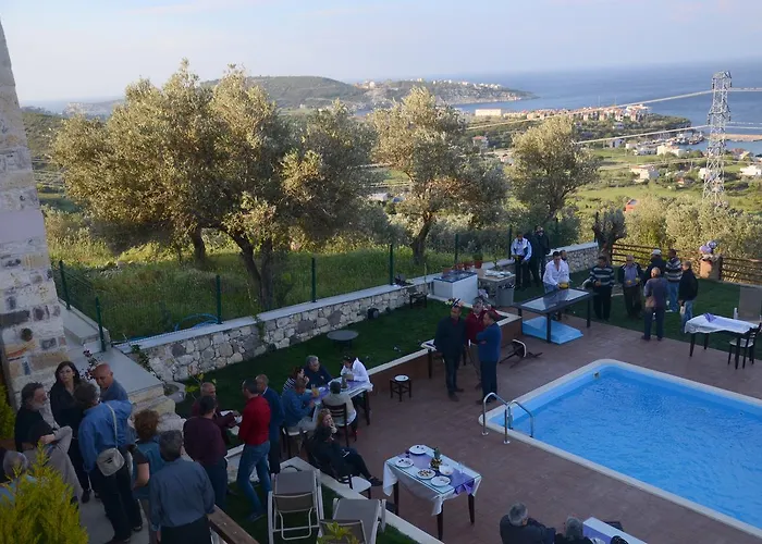 Tas Avlu Butik Otel