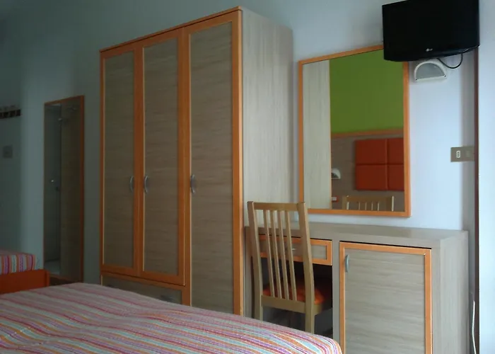 Hotel Consul