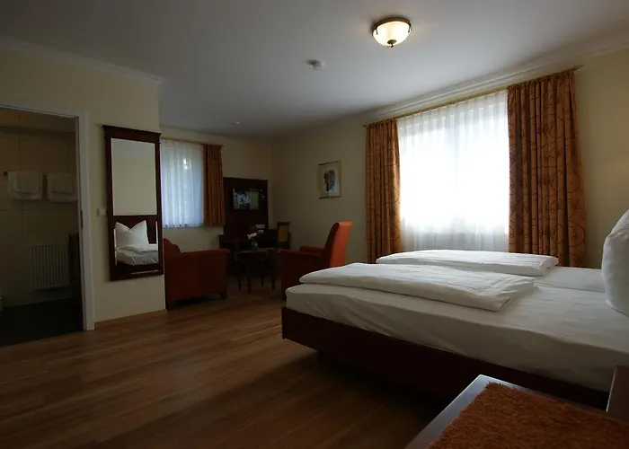 Waldcafe Hotel Restaurant