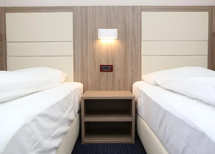 Hotel Ana