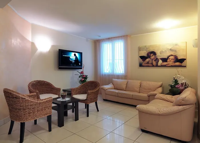 Hotel Ombretta Mare