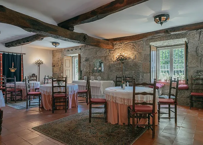Casa Dos Pombais
