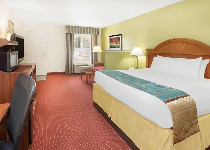 Baymont By Wyndham Orangeburg North