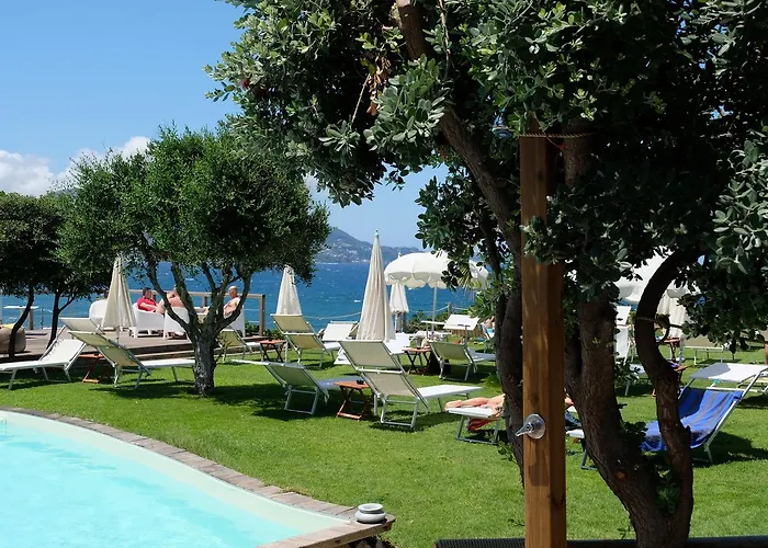 Maresia Rooms