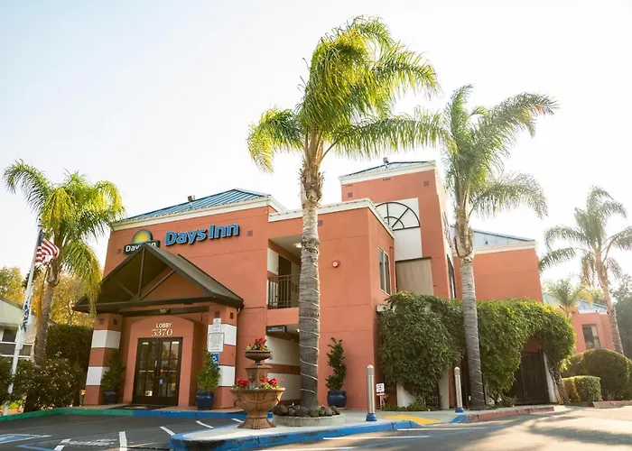 Days Inn By Wyndham Concord