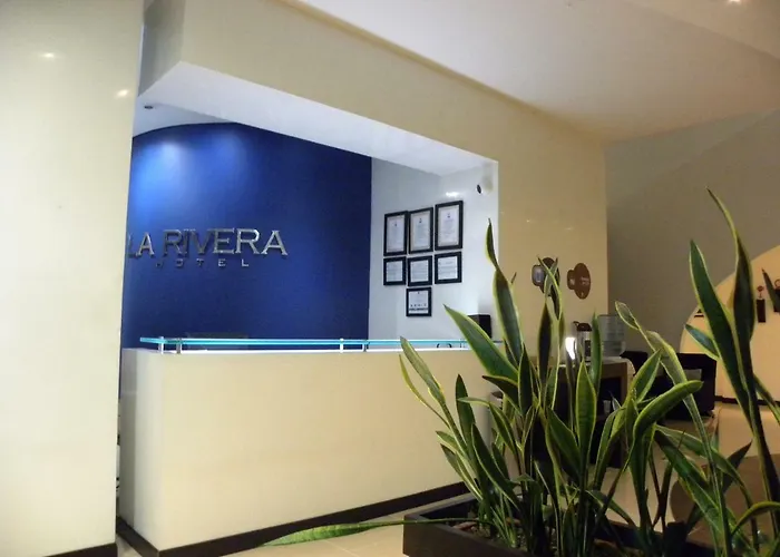 La Rivera Hotel