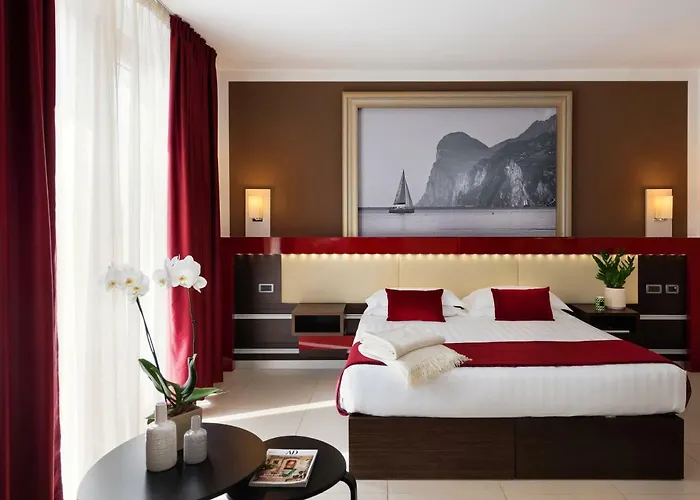 Kairos Garda Hotel - Be Happy Hotels