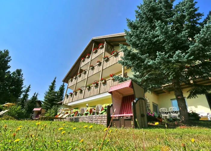 Hotel Dolomitenblick