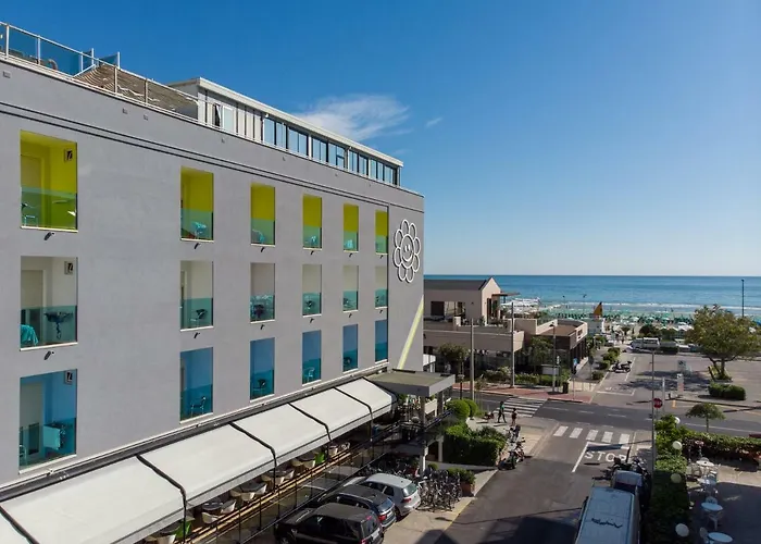 Hotel Adelphi