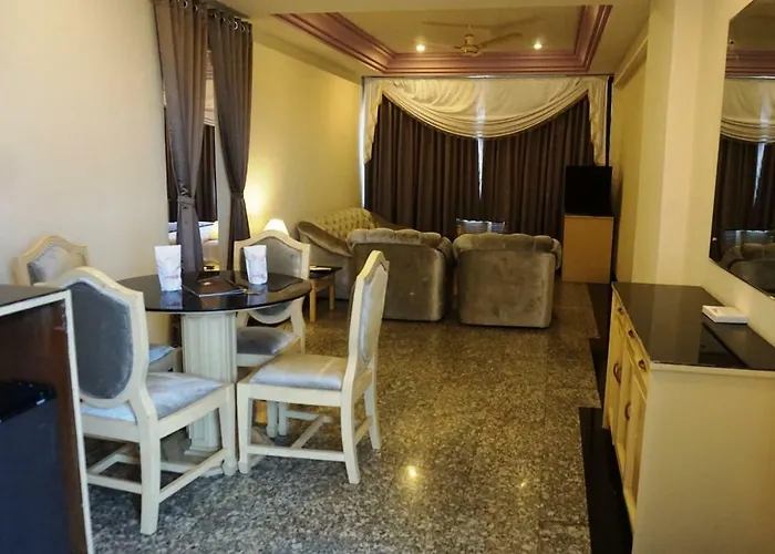 Hotel Poonja International