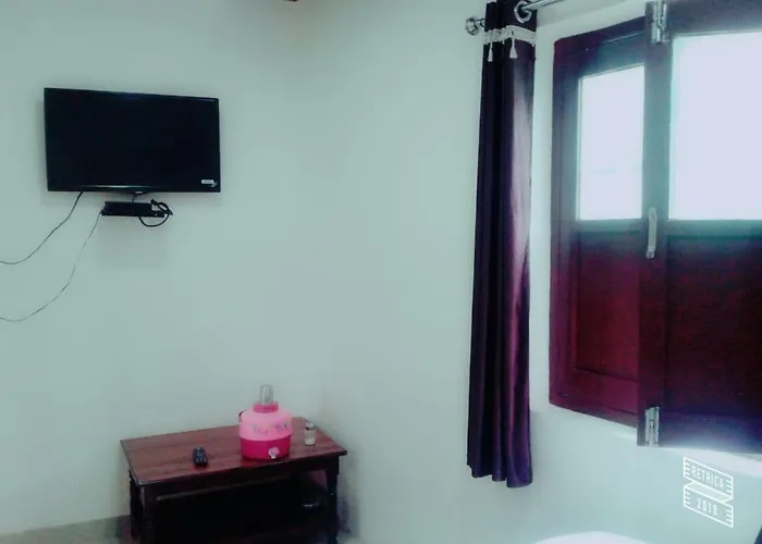 Roj Cottage