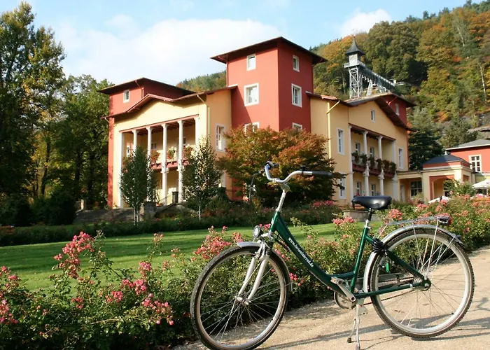 Parkhotel Bad Schandau - direkt an der Elbe