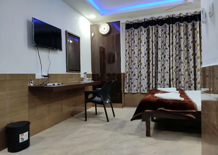 Hotel Sugam Karaikudi