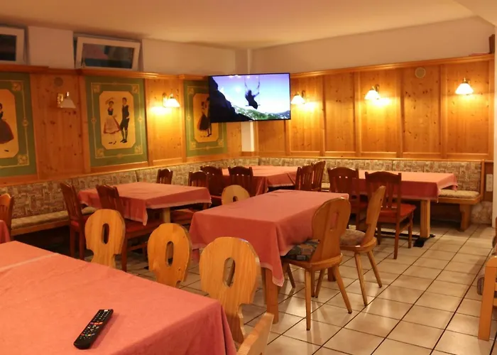 Hotel-Garni&Hostel Sandwirt