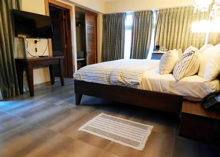 Mon Hotel Boutique