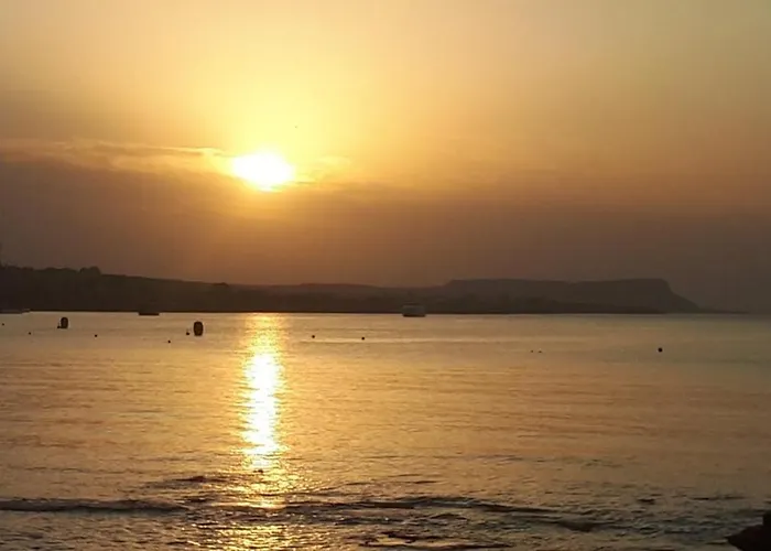 Karousos Beach Rooms